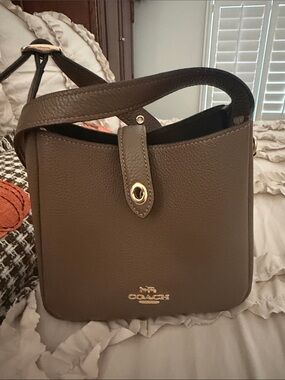Coach Outlet Hadley Mini Crossbody Bag